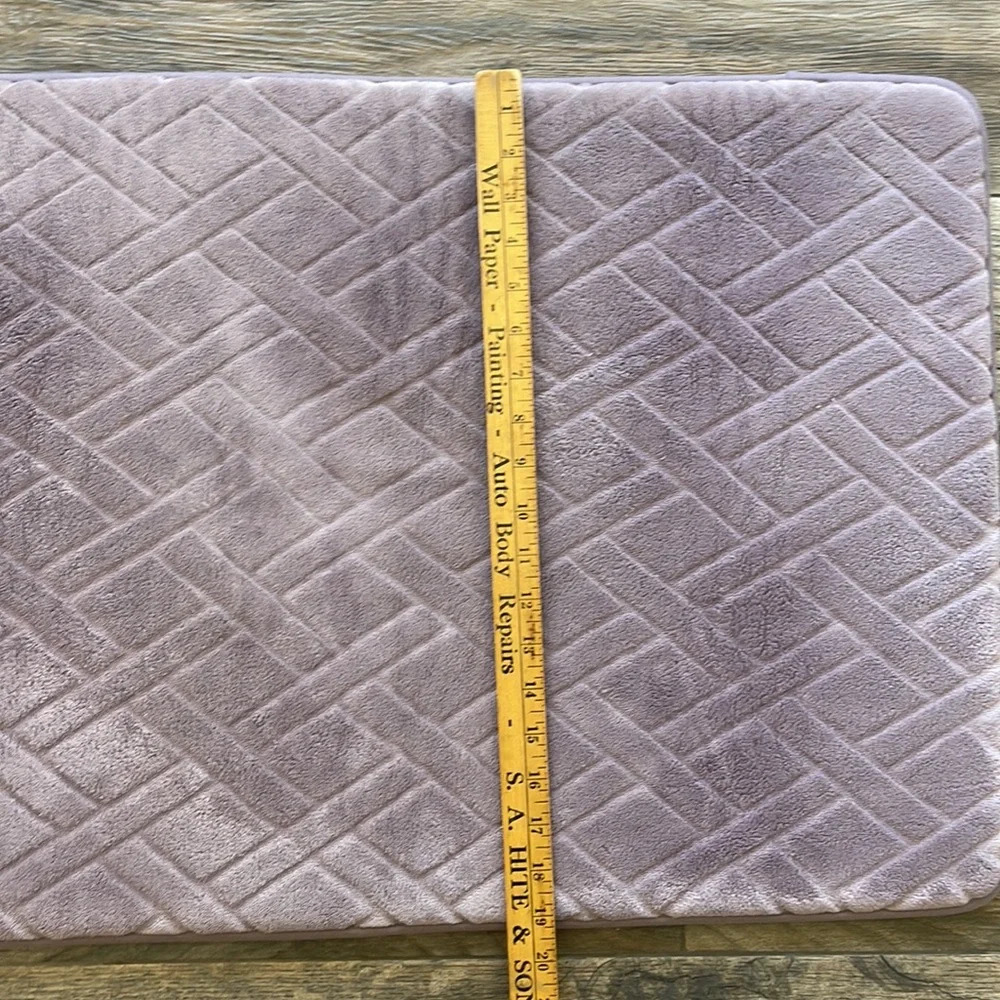 Purple (lilac) cushion bath mat